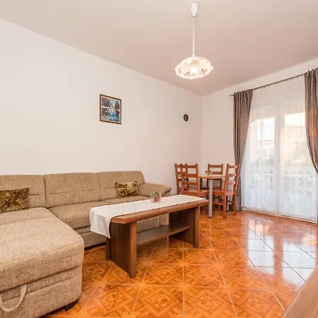 Apartment Agatic *